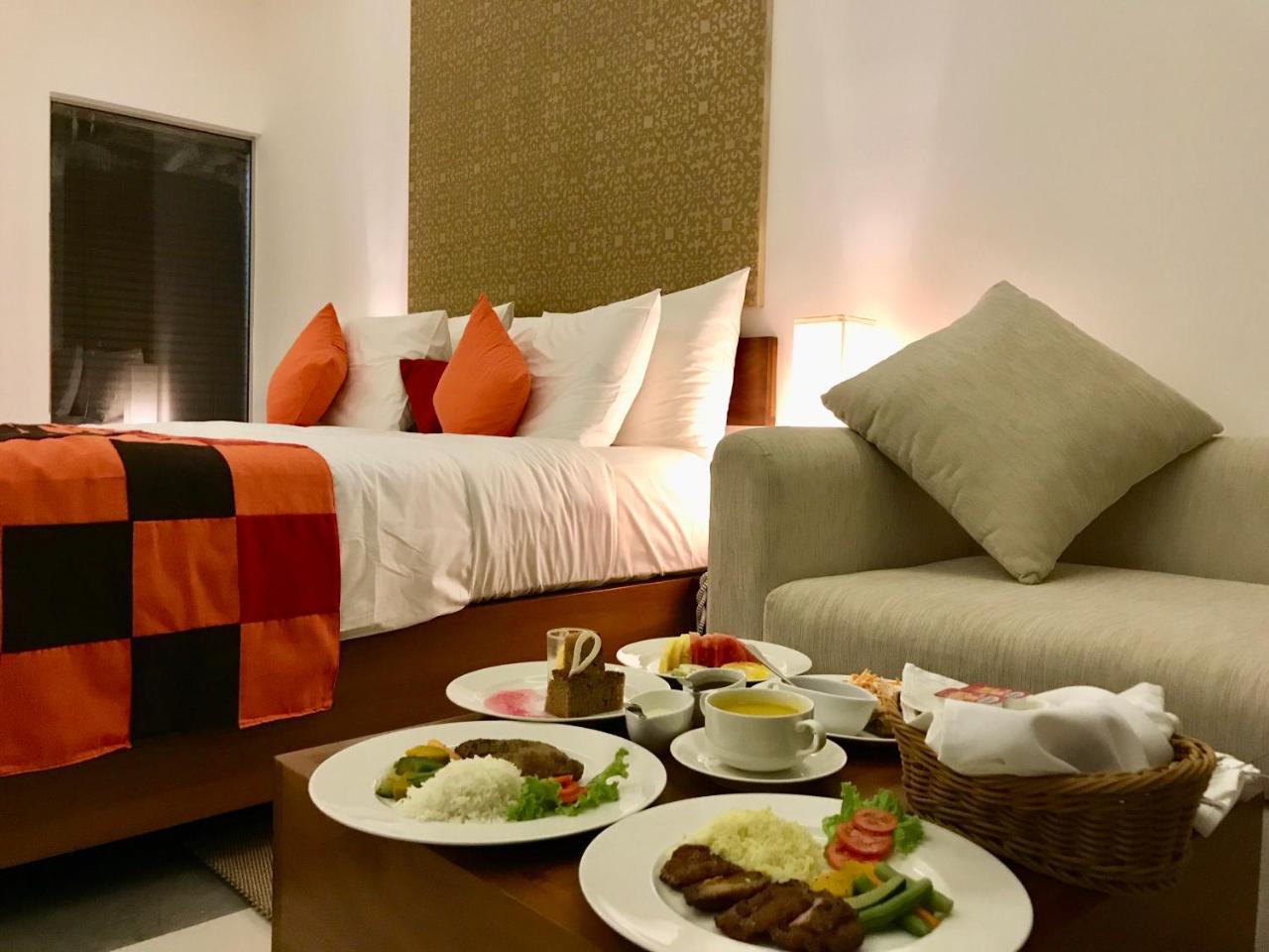 เมาน์ บลู กัณฏิ Hotel แคนดี้ ภายนอก รูปภาพ
